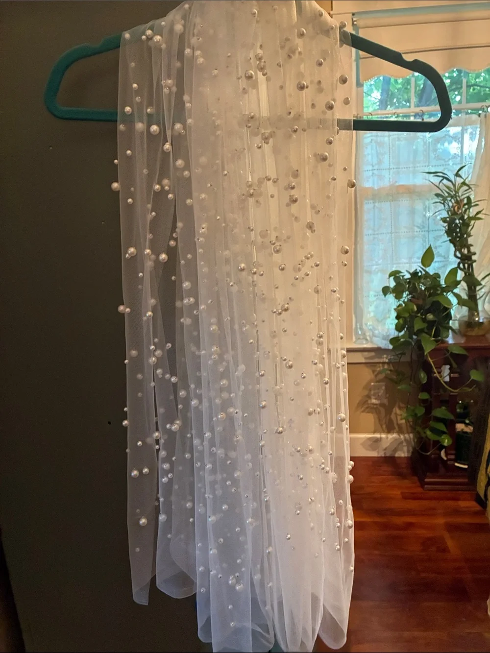 Pearl-Embellished White Bridal wrap